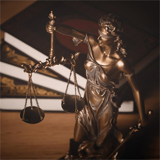 ¿Está buscando un despacho de abogados en A Estrada?